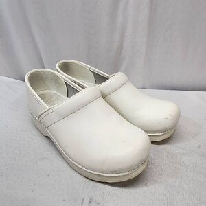 Dansko Professional Slip-On Clogs Women's 38 US 7.5 White Nursing Healthcare